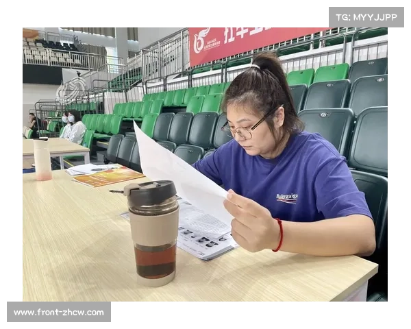 中国女篮青年队开展文化交流活动 参观布尔诺二战纪念馆感悟历史传承 中国女篮青年队开展文化交流活动 参观布尔诺二战纪念馆感悟历史传承