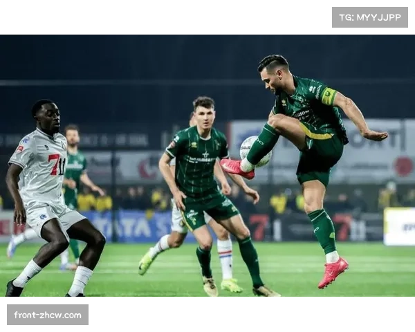 特尔斯达主场防守反击未果 精英队边路进攻更胜一筹